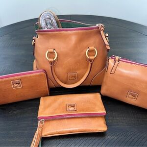 Dooney & Bourke Florentine Satchel 30 color Natural with matching accessories